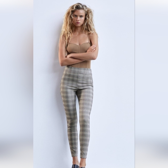 ZARA Plaid Skinny Pull On Pants In Black/brown/white. Size Medium - Picture 1 of 12